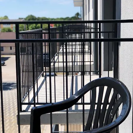 Dw Belmara - Plaza Zachodnia - Sciezka R10 Feriested