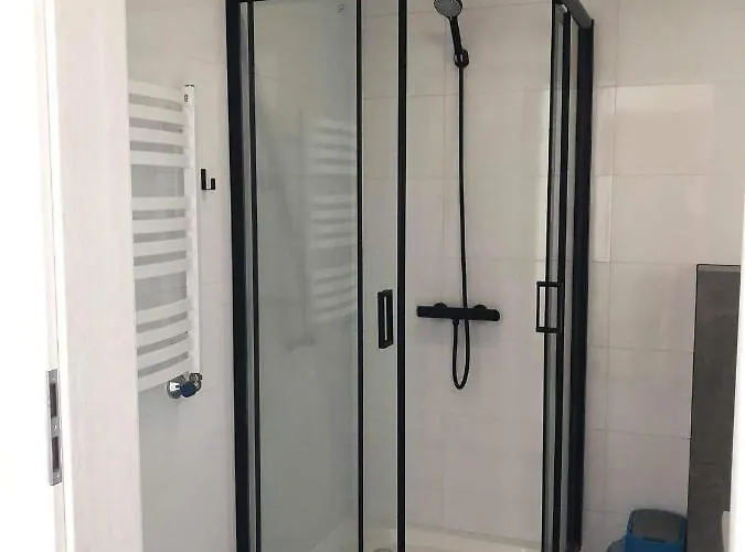 Dw Belmara - Plaza Zachodnia - Sciezka R10 Feriested