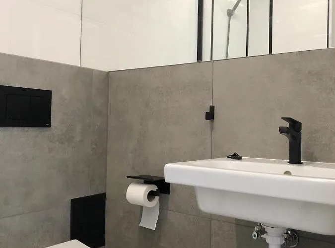 Dw Belmara - Plaza Zachodnia - Sciezka R10 Feriested *